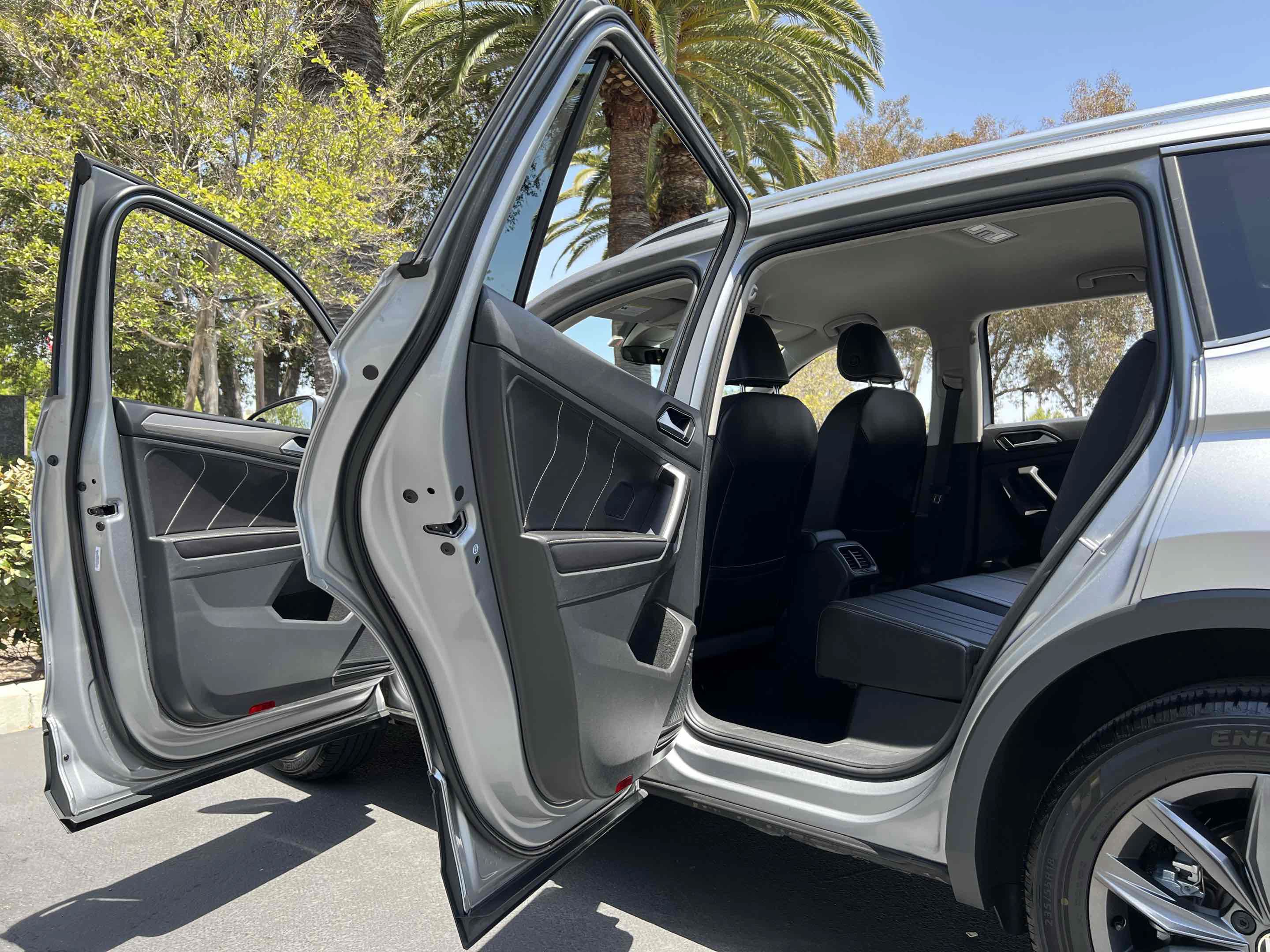 Used 2023 Volkswagen Tiguan SE FWD image 55