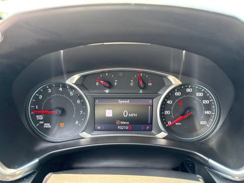 Used 2019 Chevrolet Equinox Premier FWD image 15