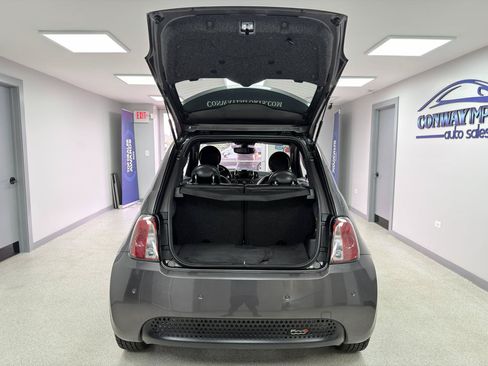 Used 2018 FIAT 500 e w/ Esport Package FWD image 34