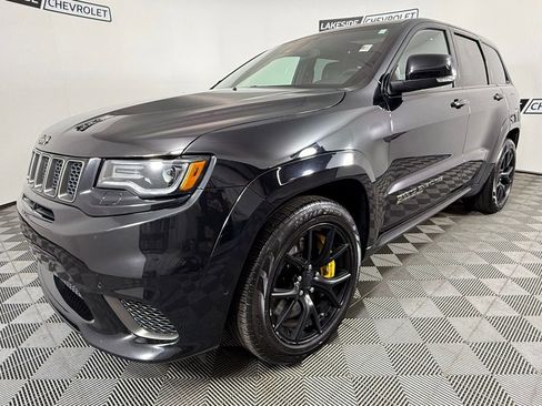 Used 2018 Jeep Grand Cherokee Trackhawk w/ Trailer Tow Group IV AWD/4WD image 2