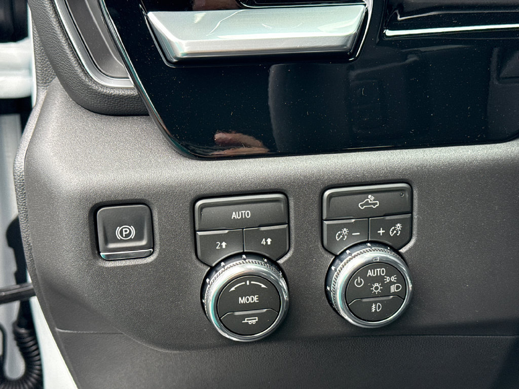 New 2026 GMC Sierra 1500 Elevation w/ Preferred Package AWD/4WD image 18