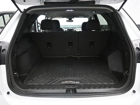 Used 2021 Chevrolet Equinox LS w/ LS Convenience Package FWD image 23