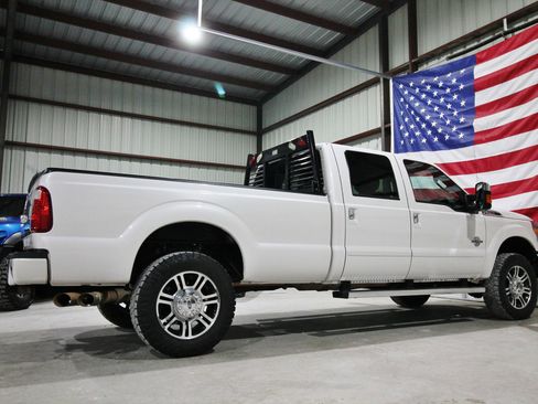 Used 2015 Ford F350 Platinum AWD/4WD image 13