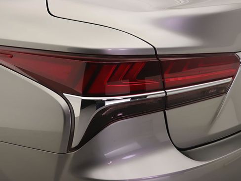 Used 2018 Lexus LS 500 w/ Interior Upgrade Package RWD image 18