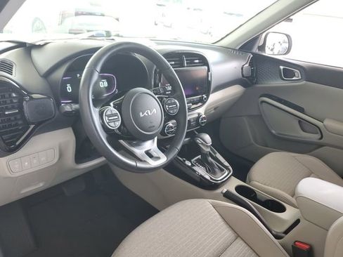 Certified 2023 Kia Soul EX image 20