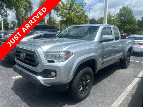Used 2022 Toyota Tacoma SR5 RWD image 1
