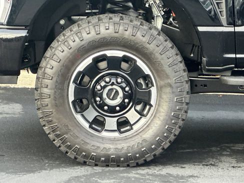 New 2026 Ford F250 Lariat w/ Tremor Off-Road Package image 24