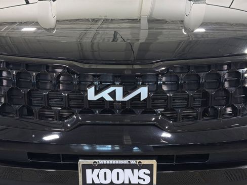 Used 2024 Kia Telluride SX Prestige X-Pro AWD/4WD image 12