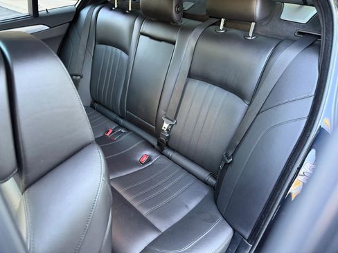 Used 2013 BMW M5 RWD image 20