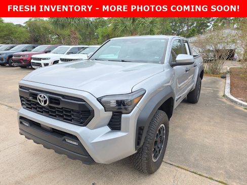 Used 2024 Toyota Tacoma TRD Off-Road image 1