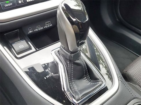 Used 2024 Subaru Outback Premium image 17