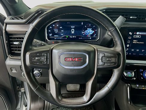 Used 2024 GMC Sierra 2500 AT4 w/ AT4 Premium Plus Package AWD/4WD image 8