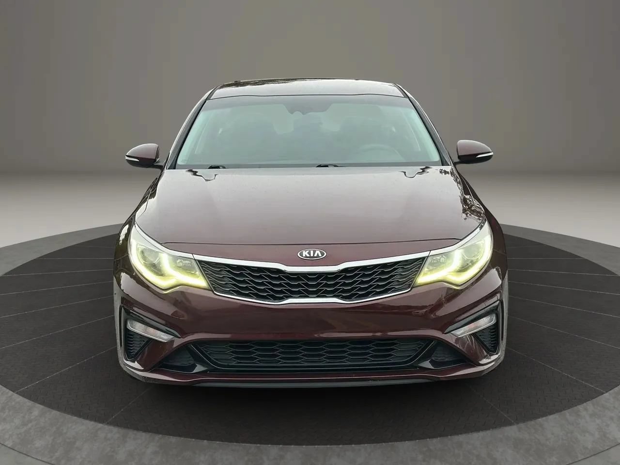 Used 2019 Kia Optima LX FWD image 2