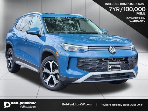 New 2025 Volkswagen Tiguan SE AWD/4WD image 1