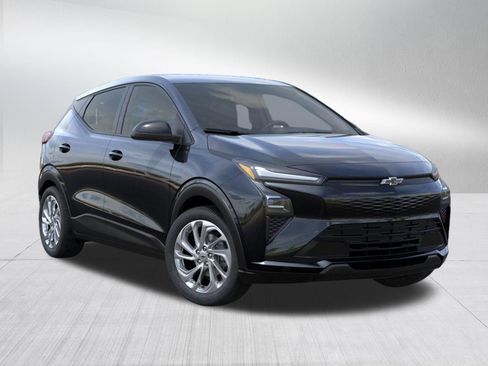 New 2027 Chevrolet Bolt LT w/ Comfort Package image 8