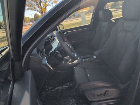 New 2025 Audi Q3 2.0T Premium Plus image 19