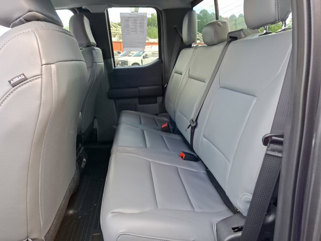 Used 2025 Ford F250 XL RWD image 27