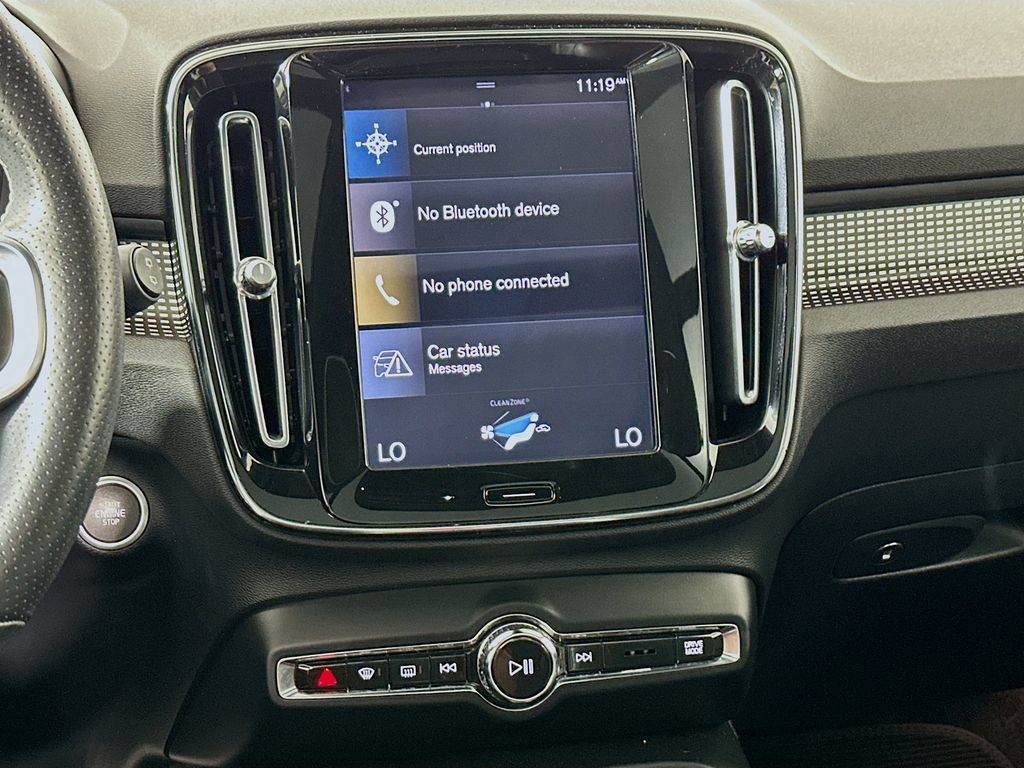Used 2020 Volvo XC40 T4 R-Design w/ Protection Package Premier FWD image 13