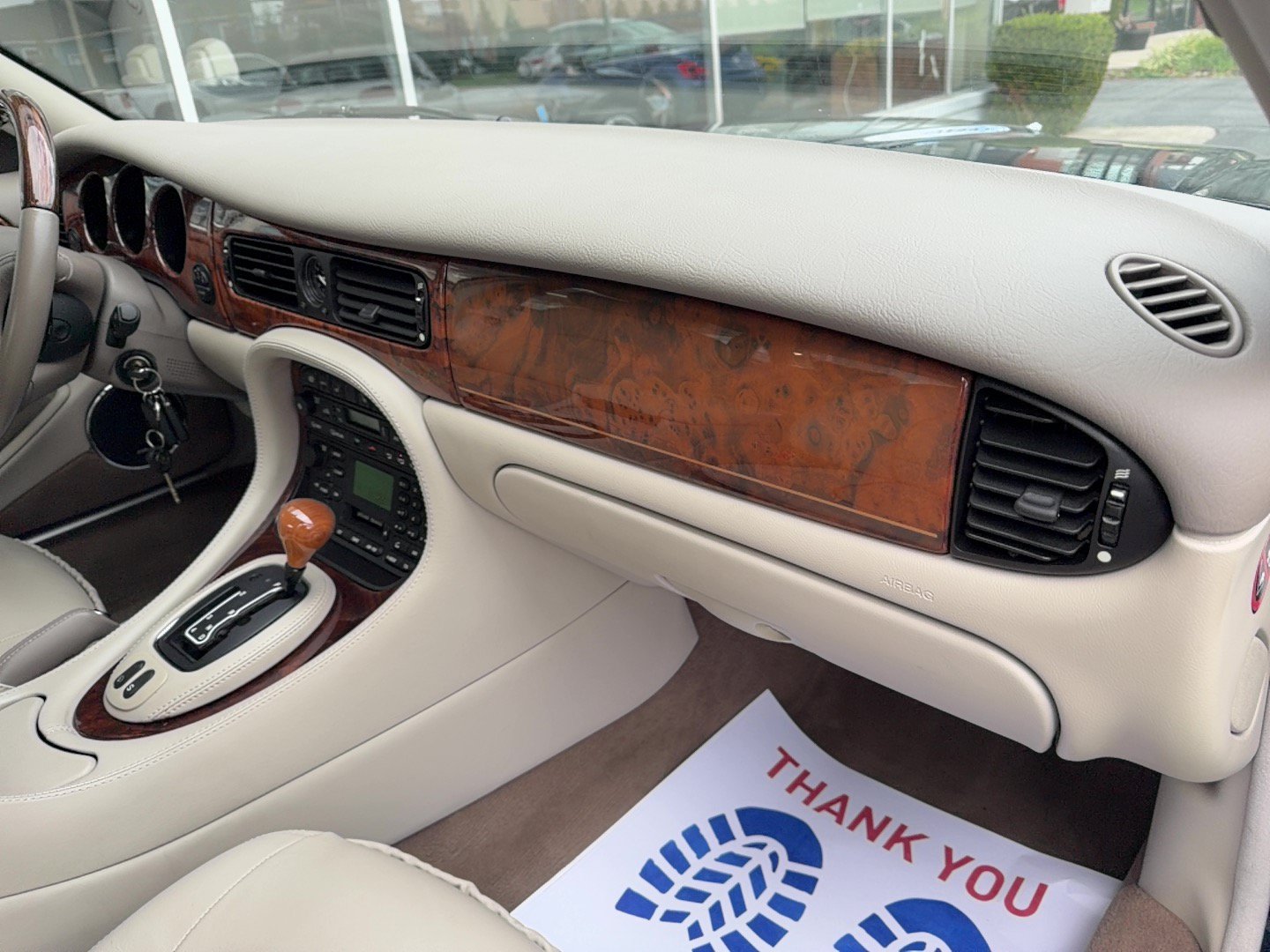 Used 2000 Jaguar XJ RWD image 26