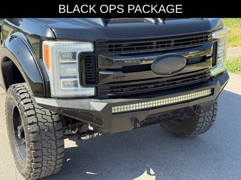 Used 2019 Ford F250 Lariat w/ Lariat Ultimate Package AWD/4WD image 5