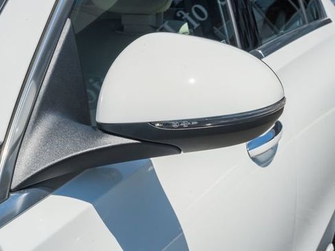 New 2026 Mercedes-Benz C 300 4MATIC Sedan image 15