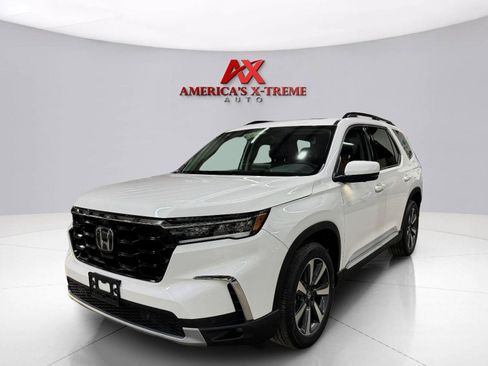Used 2023 Honda Pilot Elite image 2