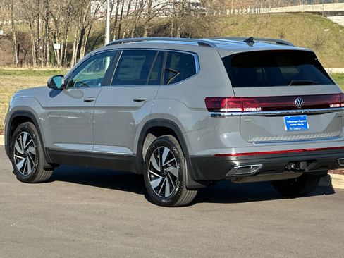New 2026 Volkswagen Atlas SEL image 5