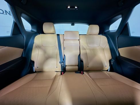 Used 2023 Lexus RX 350 image 30