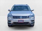 Used 2020 Volkswagen Tiguan SE image 2
