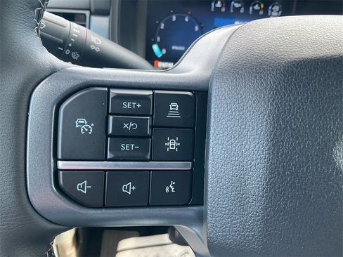 New 2025 Ford F150 Lariat w/ Equipment Group 501A Mid image 19