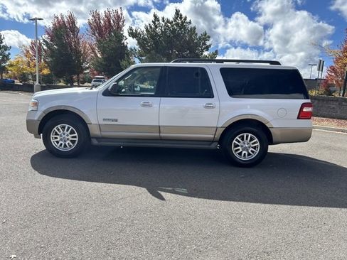 Used 2011 Ford Expedition EL XLT w/ 201A Rapid Spec Order Code image 6