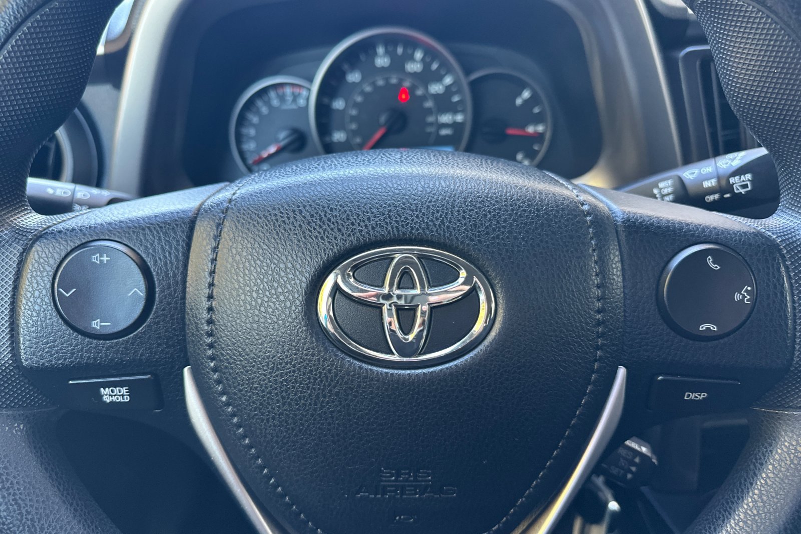 Used 2016 Toyota RAV4 LE FWD image 22