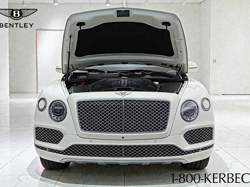 Used 2019 Bentley Bentayga image 27