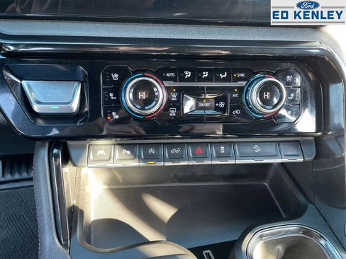 Used 2025 GMC Sierra 1500 AT4 w/ AT4 Premium Package image 12