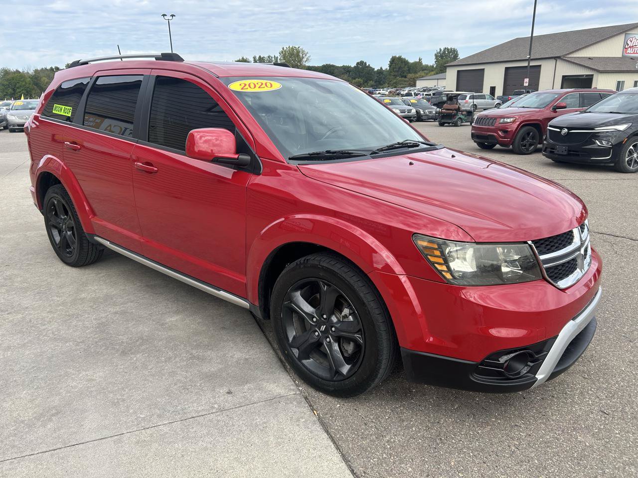 Used 2020 Dodge Journey Crossroad FWD image 3