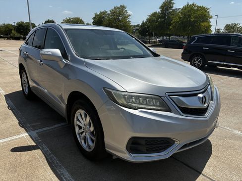 Used 2017 Acura RDX FWD w/ Technology Package image 2