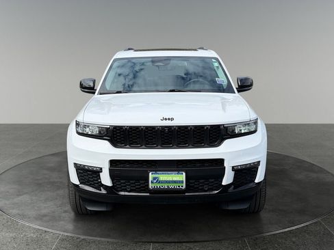 Used 2023 Jeep Grand Cherokee L Limited w/ Luxury Tech Group II AWD/4WD image 2