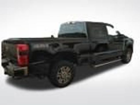 Used 2026 Ford F250 Lariat AWD/4WD image 3