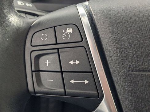 Used 2016 Volvo S60 T5 Inscription Platinum image 16