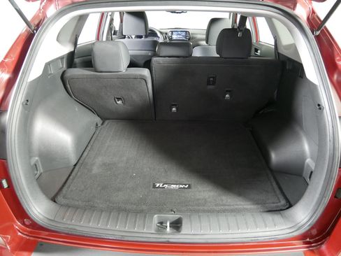 Used 2019 Hyundai Tucson Value AWD/4WD image 18