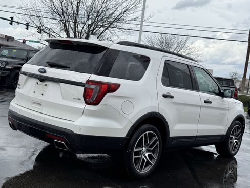 Used 2016 Ford Explorer Sport image 16