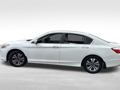 Used 2013 Honda Accord LX image 4