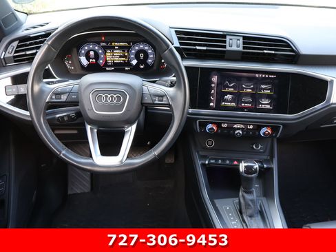 Used 2022 Audi Q3 2.0T Premium Plus w/ Premium Plus Package image 17