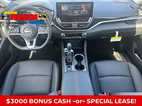 New 2025 Nissan Altima 2.5 SR w/ SR Premium Package image 16