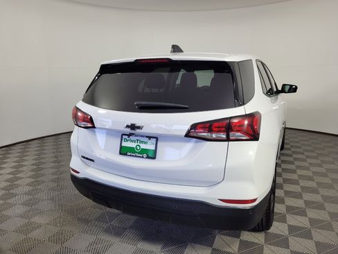 Used 2023 Chevrolet Equinox LS w/ LS Convenience Package FWD image 7