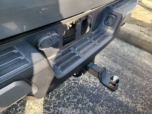 Used 2024 Toyota Tacoma SR5 RWD image 11