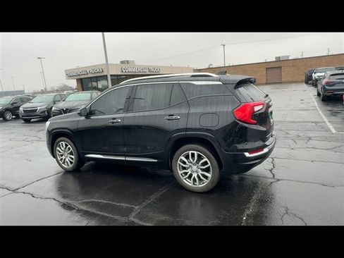 Certified 2024 GMC Terrain Denali w/ LPO, Floor Liner Package image 6