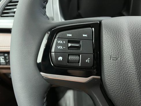 New 2026 Honda Odyssey Touring image 17