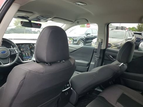 Certified 2025 Subaru Outback Premium w/ Popular Package #1A AWD/4WD image 11