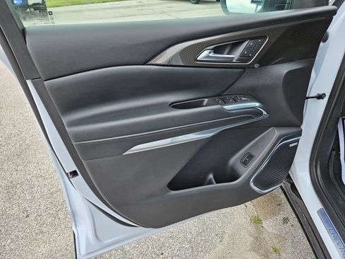 Used 2026 Chevrolet Traverse High Country w/ LPO, Floor Liner Package AWD/4WD image 21